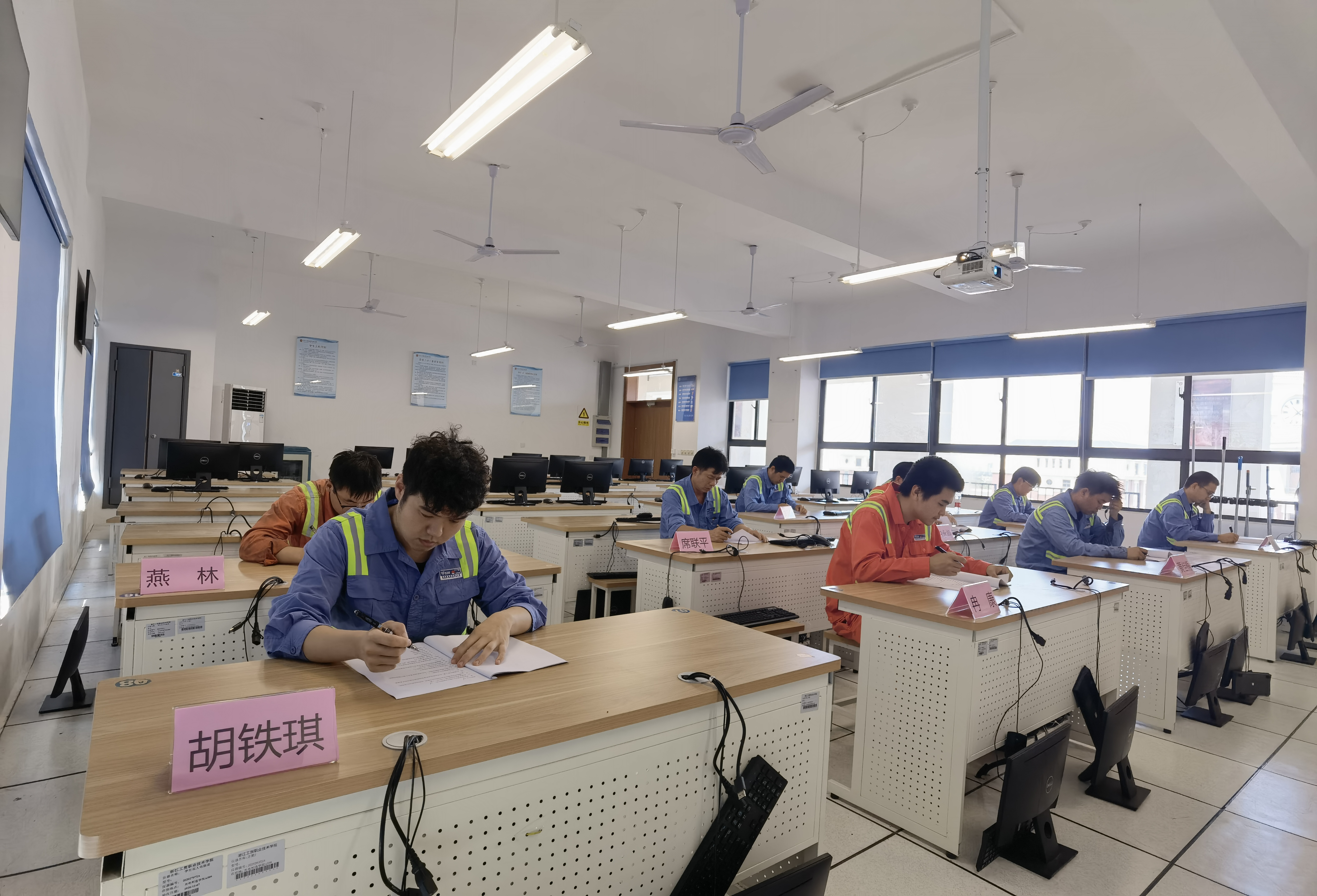 尊龙时凯·Z6(中国区)人生就是拼搏!